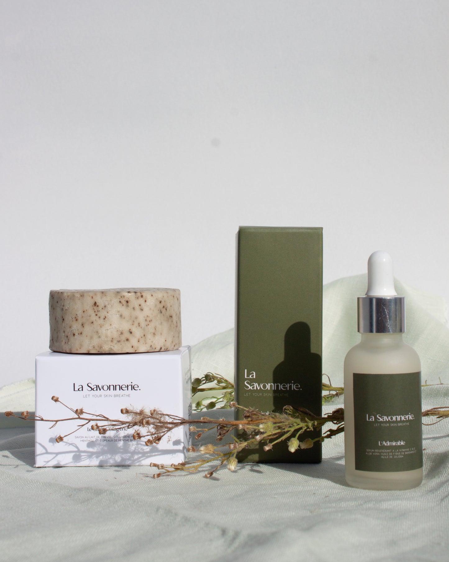 Découvrez les meilleurs savons naturels artisanaux de la savonnerie au Maroc, disponibles maintenant sur notre boutique en ligne